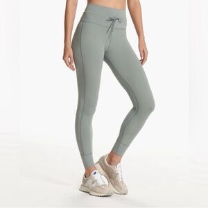 Vuori Women's Daily Leggings Small